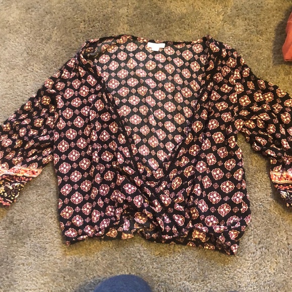 Floral top - Picture 1 of 2